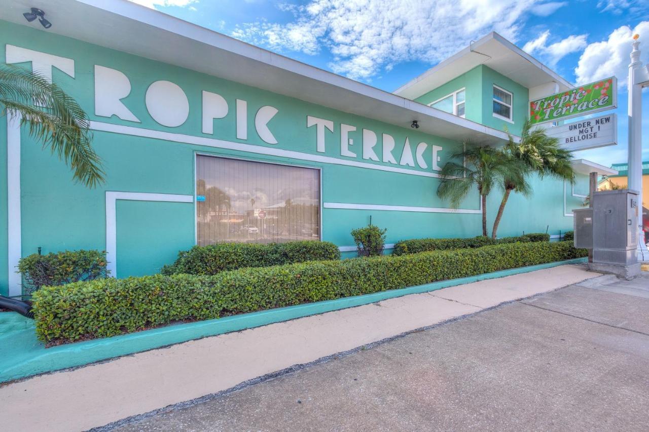 Tropic Terrace #16 - Beachfront Rental Apts St. Pete Beach Eksteriør billede